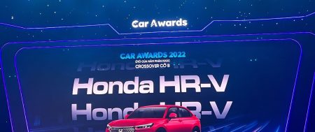 Honda HR-V và Honda Civic vinh dự nhận Giải thưởng “Ô tô của năm” phân khúc xe Crossover cỡ B và phân khúc xe gầm thấp cỡ C năm 2022