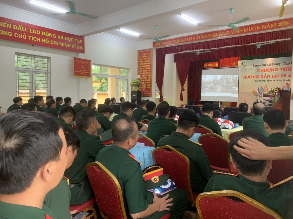 c3ae2f93d3e800b659f939